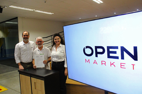 Open Market em parceria com Cobusiness Satc